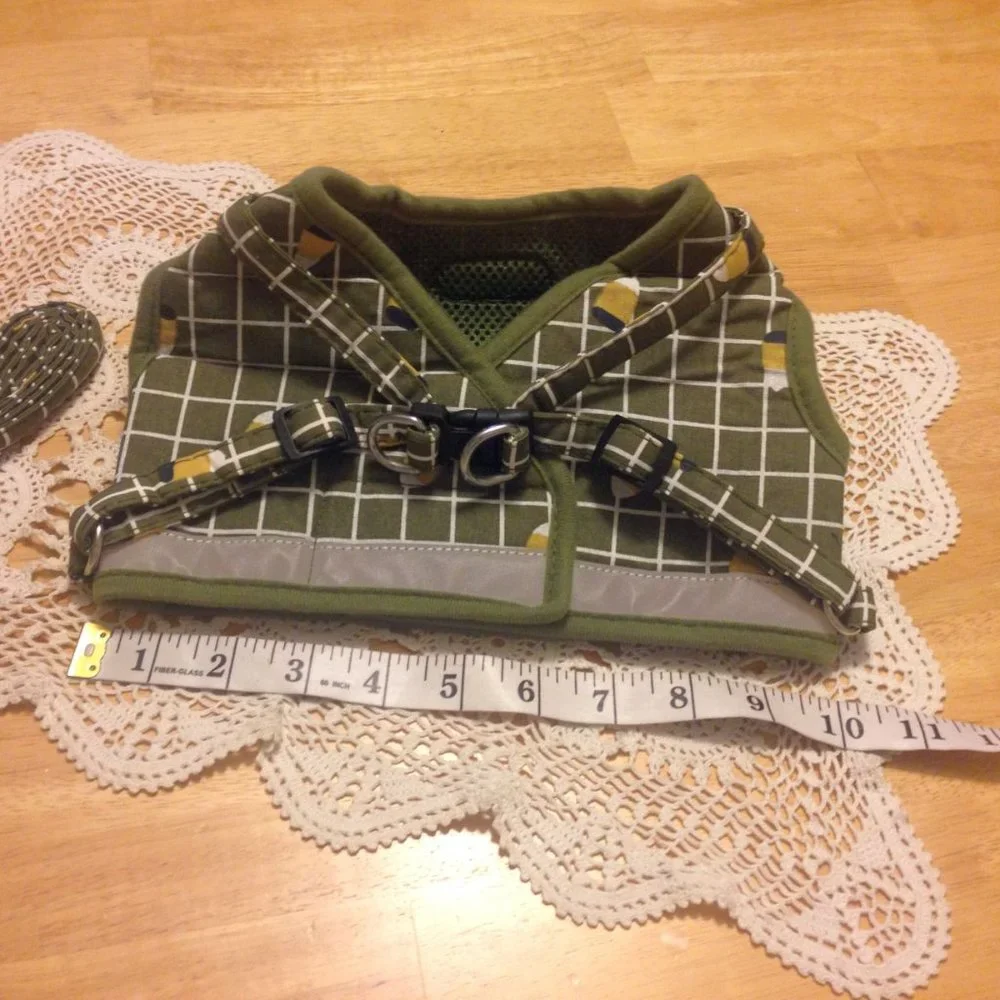 Harness Vest with reflective detail, Size XL
